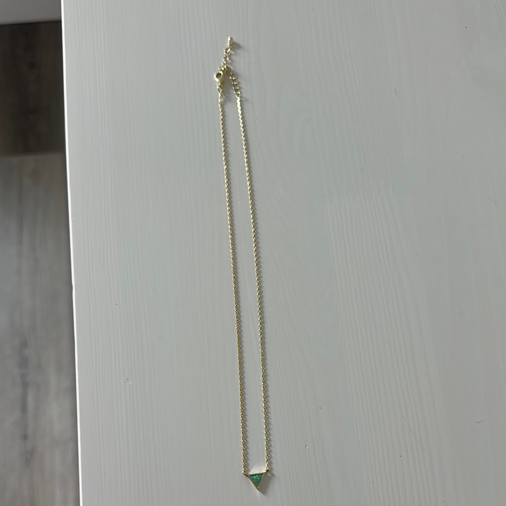 Elegant Gold Necklace with Green Pendant
